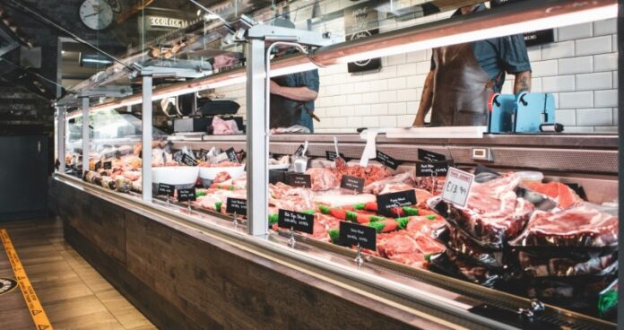Dlaczego ostre noże są kluczowe w obróbce mięsa – rola ostrzałek w utrzymaniu jakości cięcia