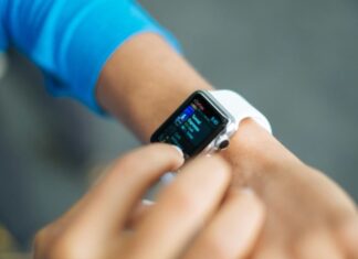 Smartwatch młodzieżowy - jak wybrać model, który łączy modę, funkcjonalność i bezpieczeństwo?