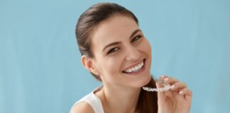 Czy warto korzystać z nakładek ortodontycznych?