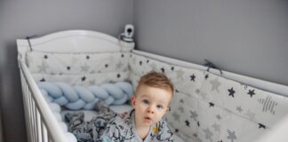 Aranżacja przestrzeni dla niemowlęcia w małym mieszkaniu – przytulne i funkcjonalne rozwiązania